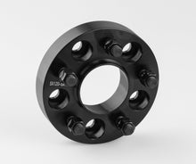 Load image into Gallery viewer, Range Rover wheel spacers 30mm